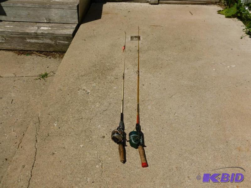 lot 19 image: Lot of two fishing rod and reel combos, incl...