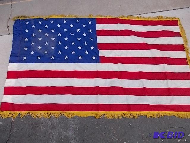 lot 39 image: 3 x 5 Fringe Trimmed 50 State Flag...