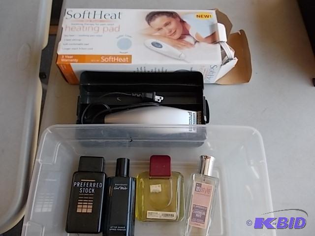 lot 71 image: Remington Clipper, Heating Pad, 4-Mens Colog...