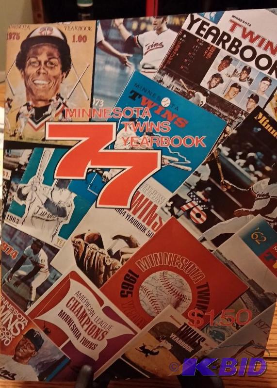 1977 Minnesota Twins Baseball Yearbook magazi...