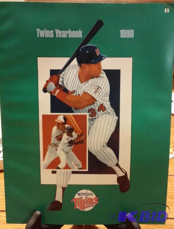 1990 Minnesota Twins Yearbook Kirby Puckett...