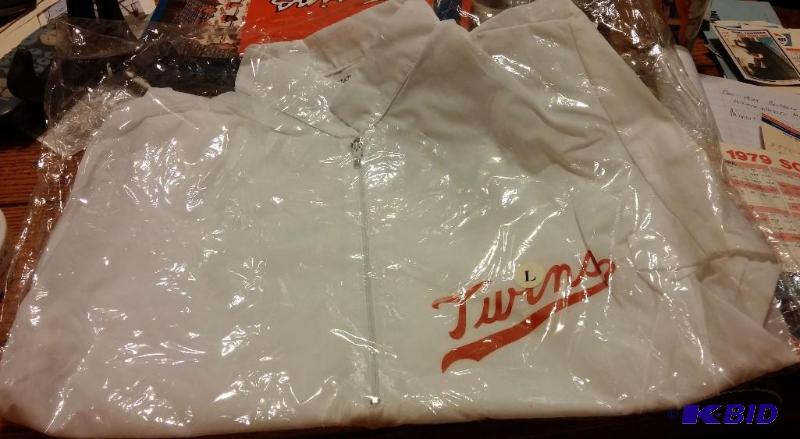 Vintage MLB Minnesota TwinsChilds LRain Jac...