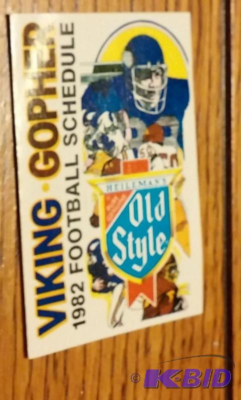1982 Football Vikings Gopher pocket schedule...