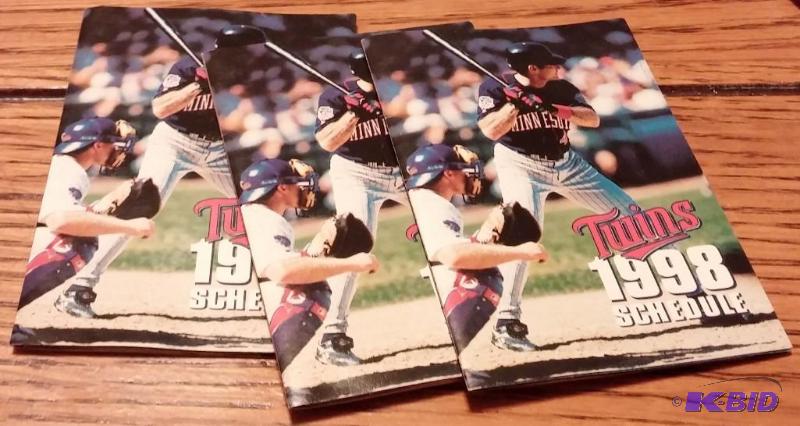3 1998 Minnesota Twins Hand Schedule-...