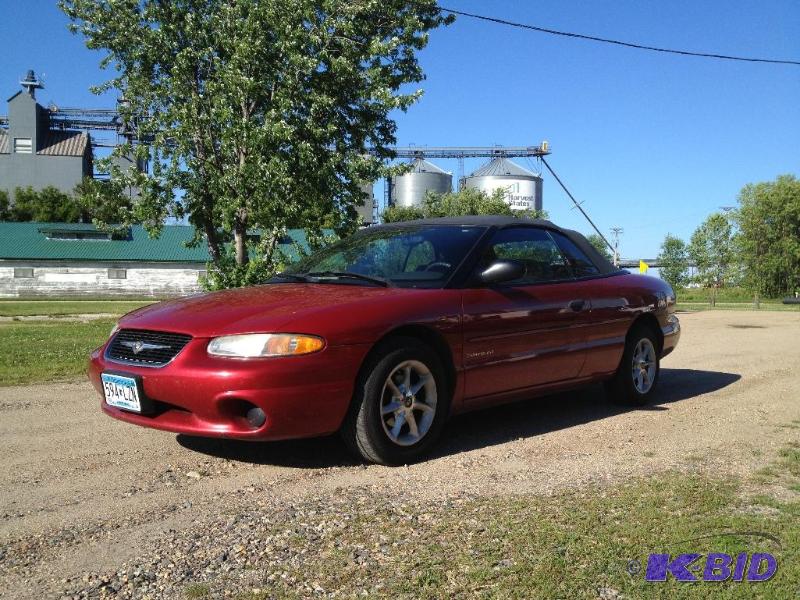 lot 5 image: 1999 Chrysler Sebring JX Convertible - Low Miles -