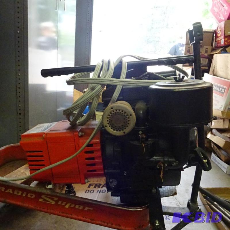 lot 2 image: Generator set. Powered by Bliss and Stratton ...
