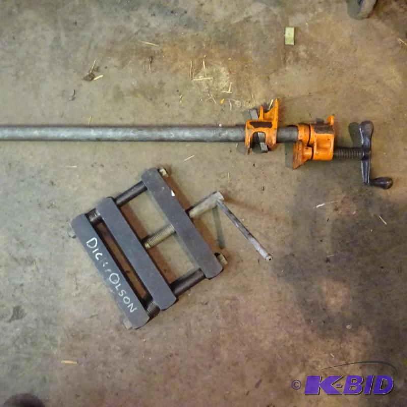 lot 204 image: pipe clamp and specialty clamp...