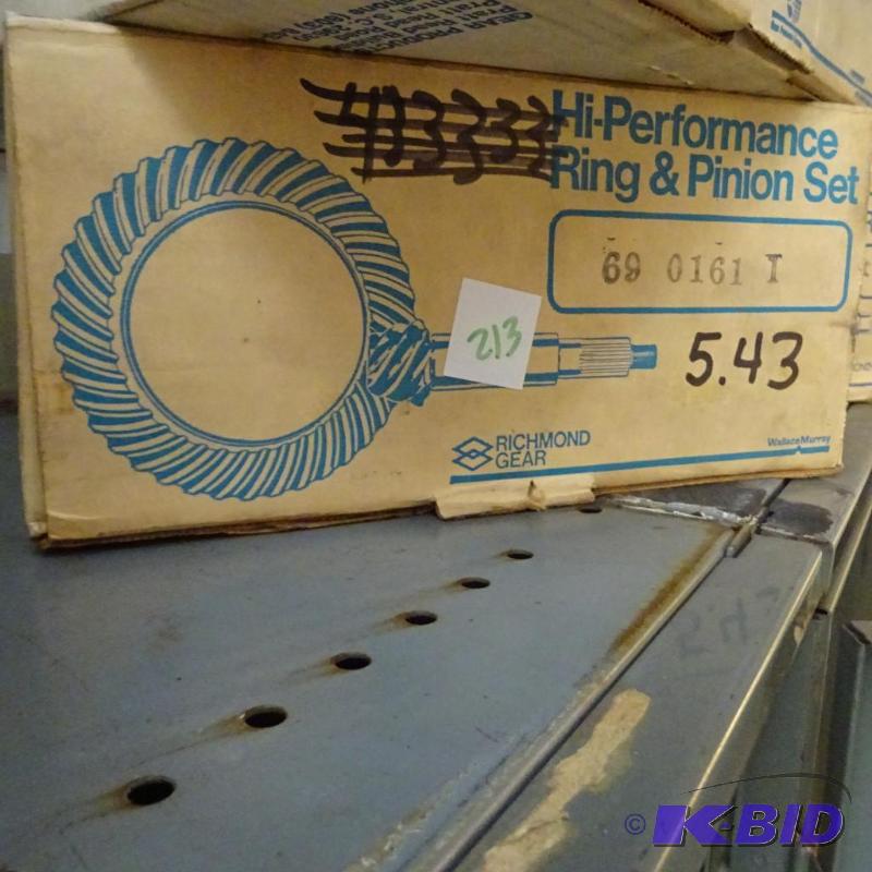 lot 213 image: Ring and pinion set 5.43...