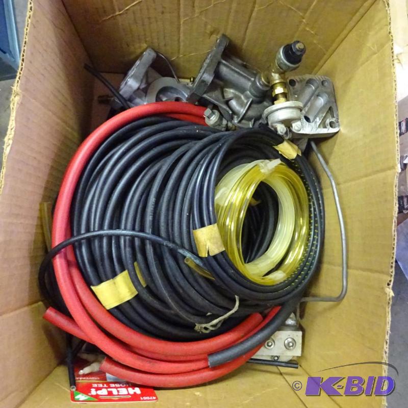 lot 220 image: Vacuum and oil hose-Line- filter connections...