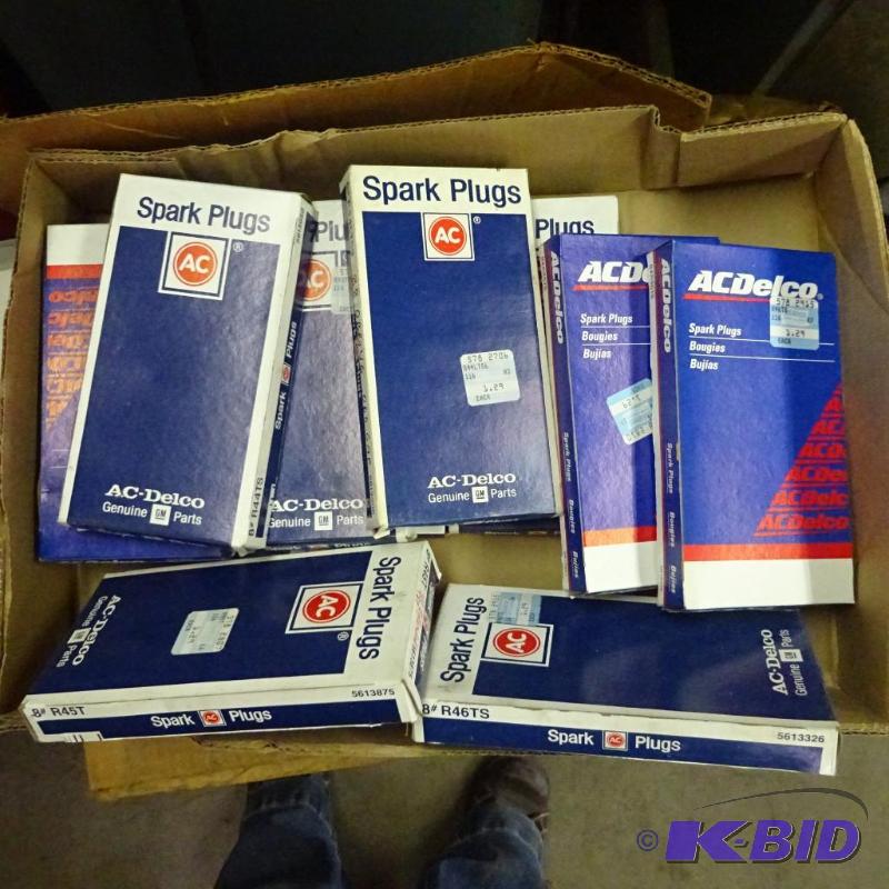 lot 230 image: AC Delco spark plugs...