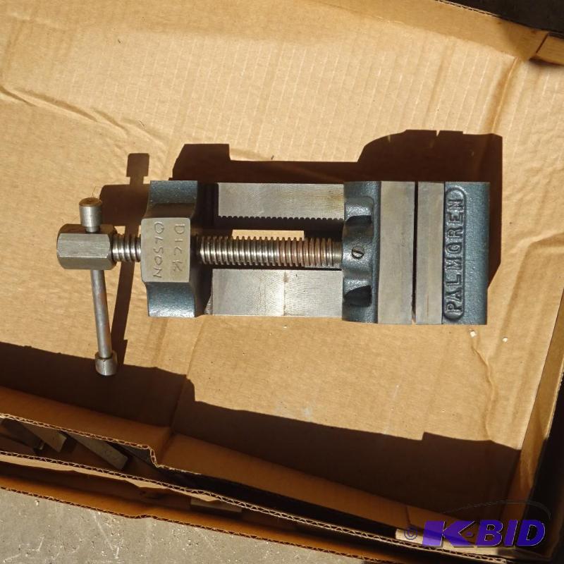 lot 34 image: Palmgren machine tool vice...