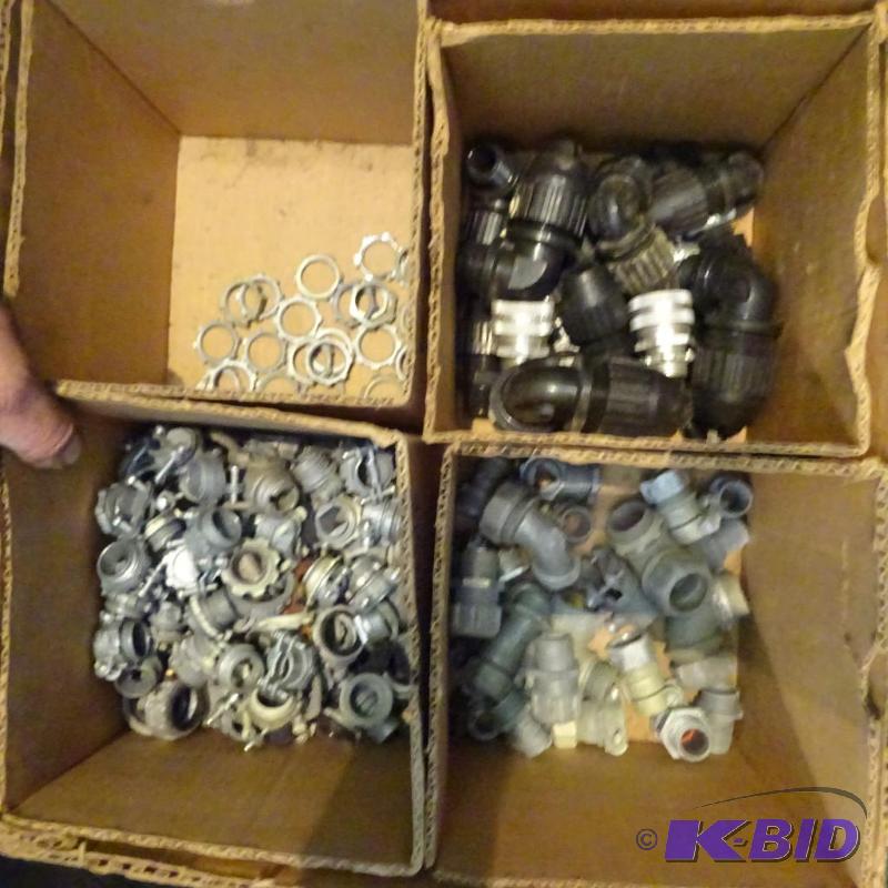 lot 366 image: Flex steel conduit connectors...