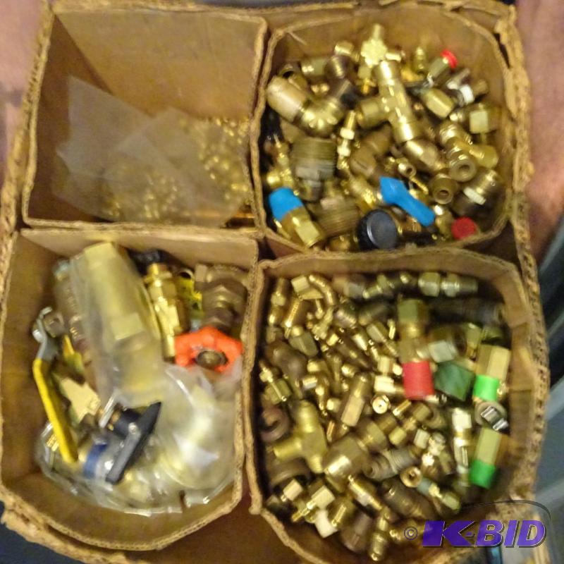 lot 383 image: plumbing brass fittings...