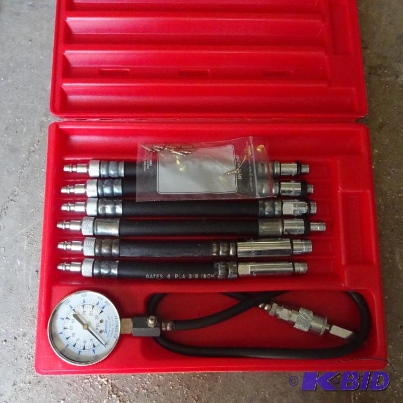 lot 41 image: Snap on MT 308J8 Compression gauge set...