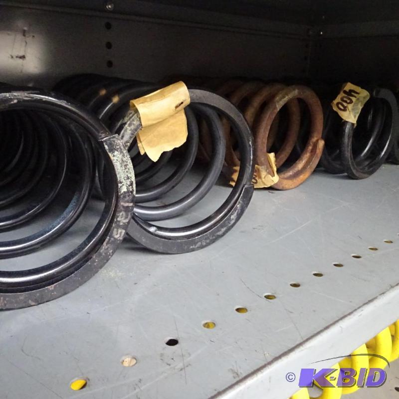 lot 424 image: misc coil suspension springs -5...