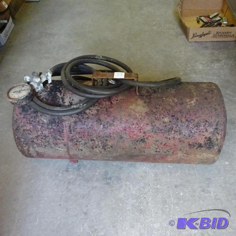 lot 53 image: portable air tank...