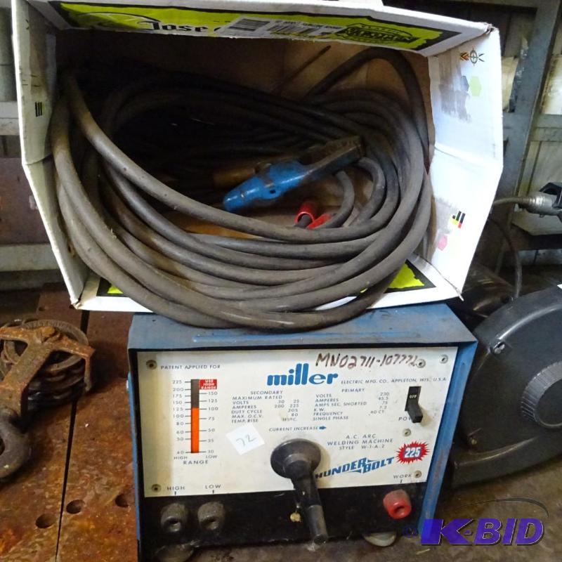lot 72 image: Miller wonder boy 225 arc welder. Comes with ...