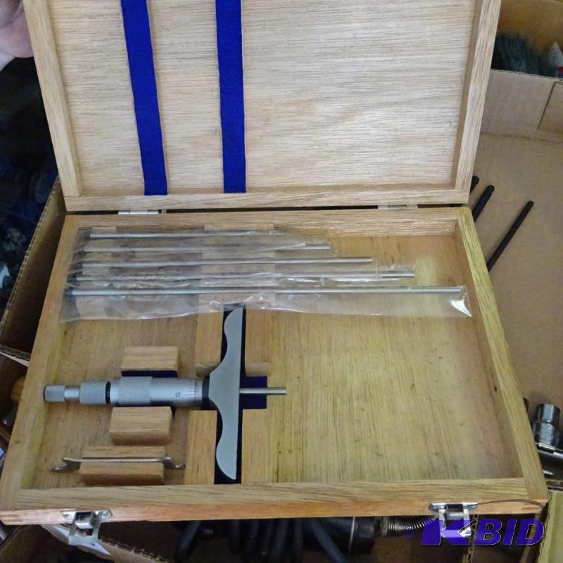 lot 93 image: Depth gauge set. New...