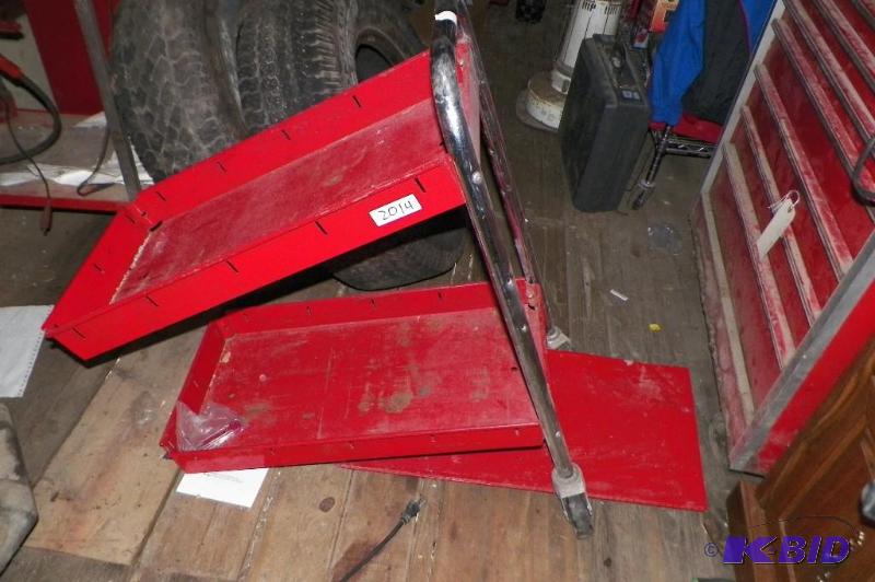 lot 2014 image: Snap-on Parts Cart As Is