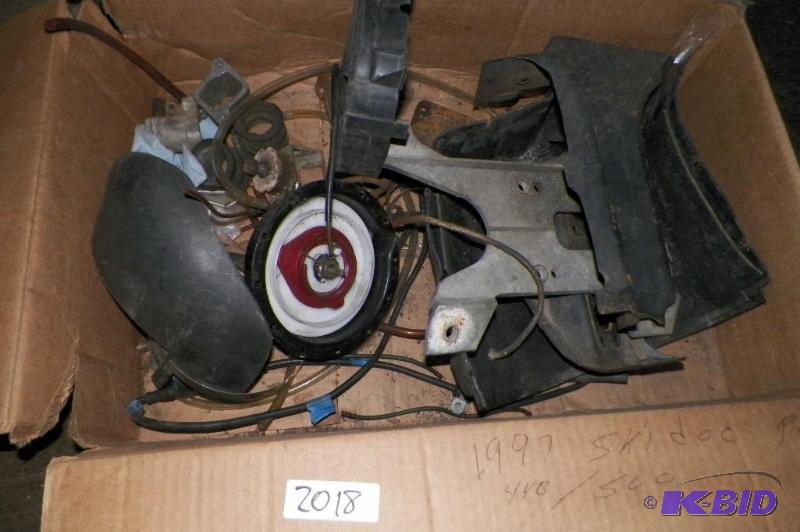 lot 2018 image: 1997 Skidoo Parts