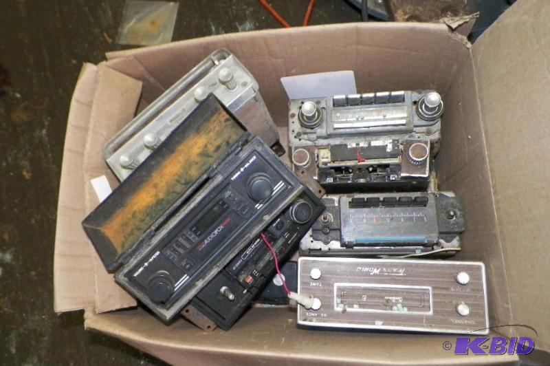 lot 2043 image: Old Car Radios & Speakers