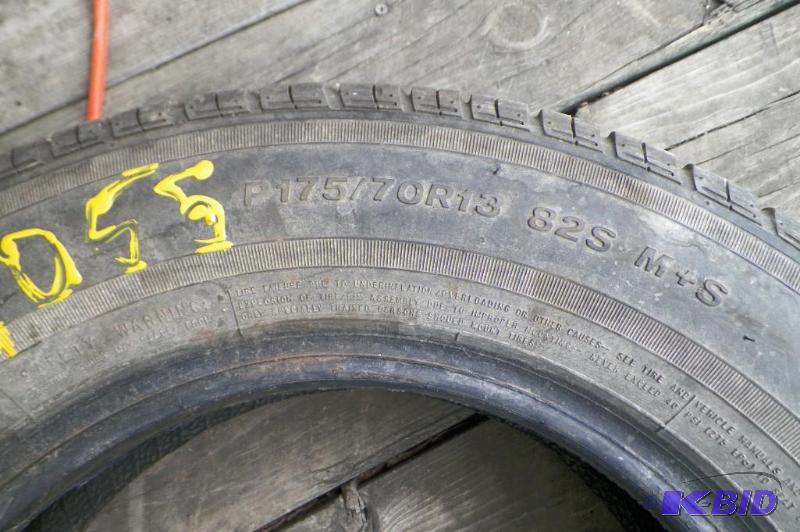 lot 2055 image: Bridgestone Weather Force P17570R13