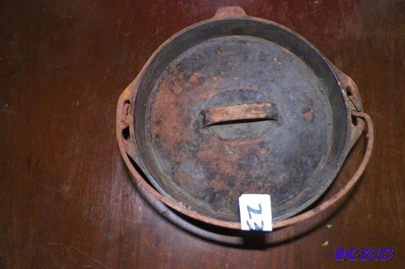 lot 23 image: 2 Cast Iron Pots 1 w Lid, Lid Is For a Different Pot