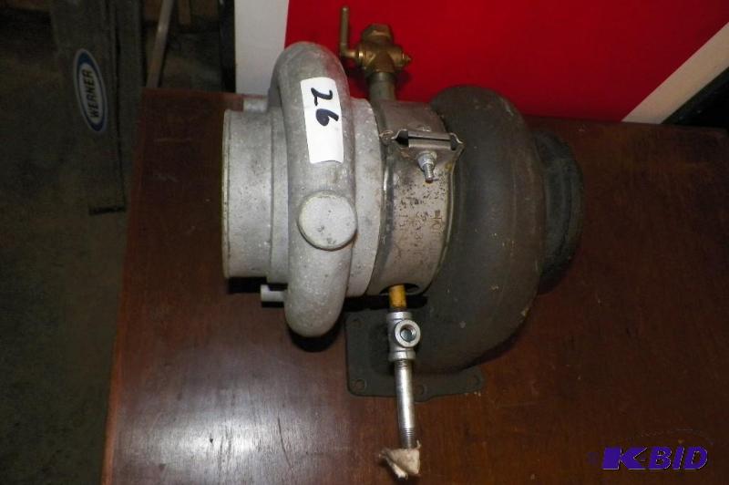 lot 26 image: Pump Oil Cooled