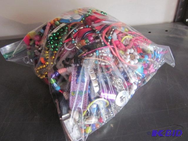 lot 105 image: Large lot of costume jewelry....