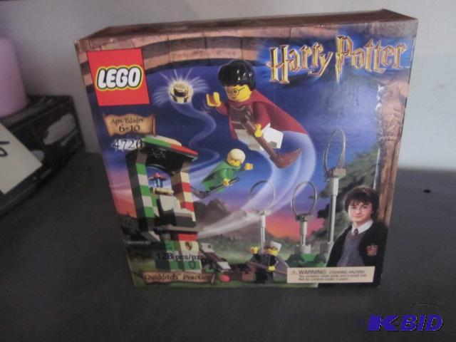 lot 109 image: Highly collectible Harry Potter 4726 Quidditc...
