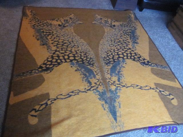 lot 143 image: Large Sotex (2) sided tiger blanket, wool bla...
