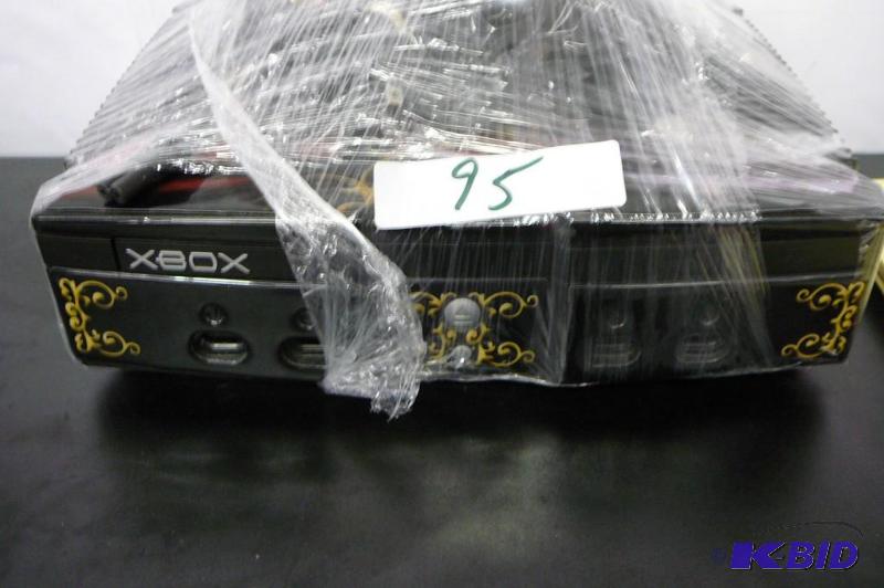 XBox&nbsp360 with controller and cables WORK...