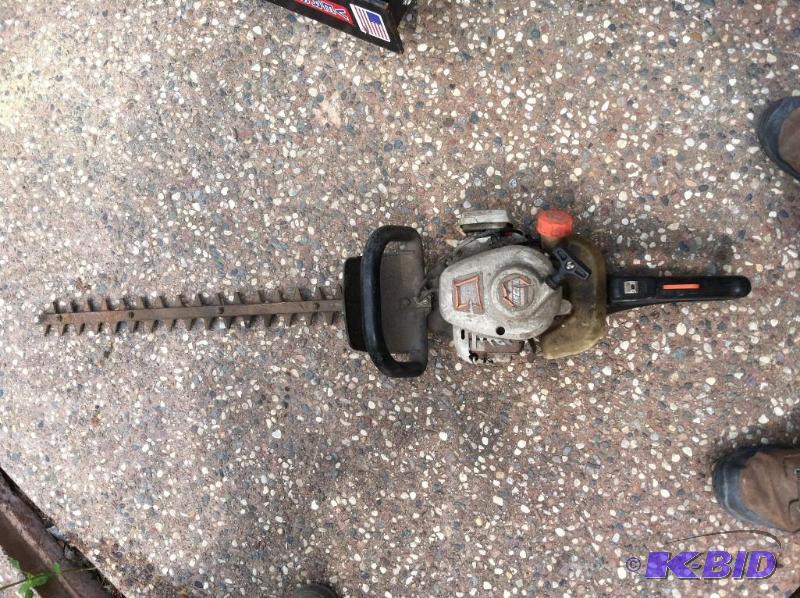 lot 100 image: Echo Hedge Trimmer