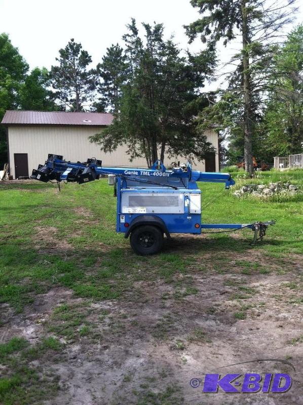lot 11 image: Genie TML-4000N Light TowerGenerator
