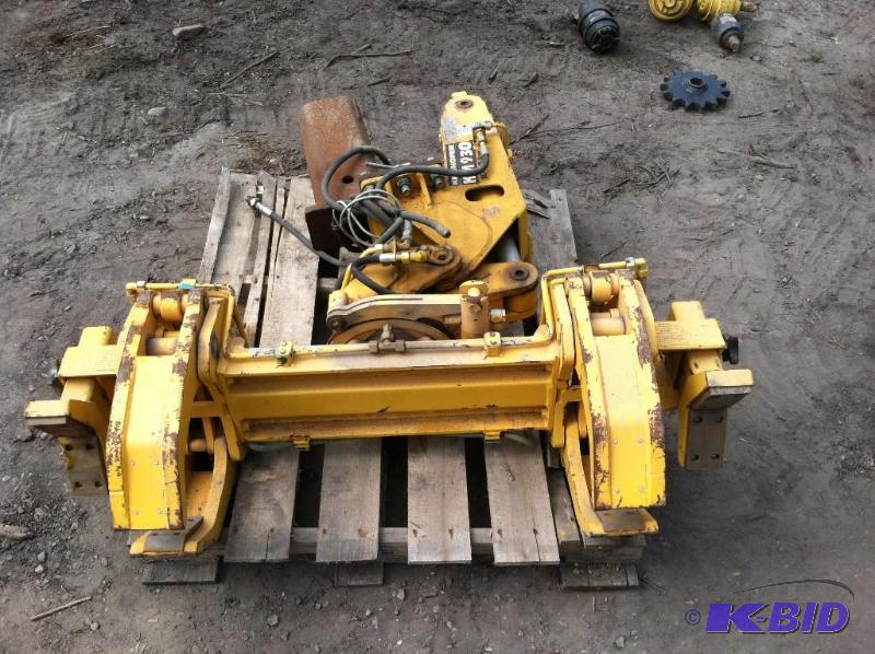 lot 31 image: Kinshofer KM 930 Telehandler telephone polelog grapple