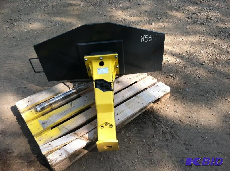 lot 40 image: Mustang Jack Hammer to fit bobcat skidsteer loader