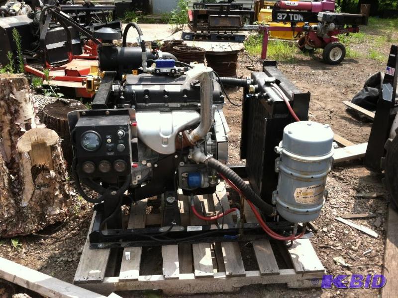 lot 45 image: Propane Engine, Oilfield engine. Brand new. used to pre- heat large machines. Turn- key