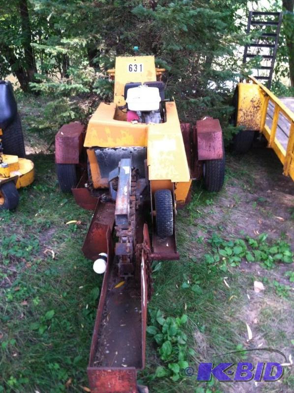 lot 78 image: TrencherTrailer Combo