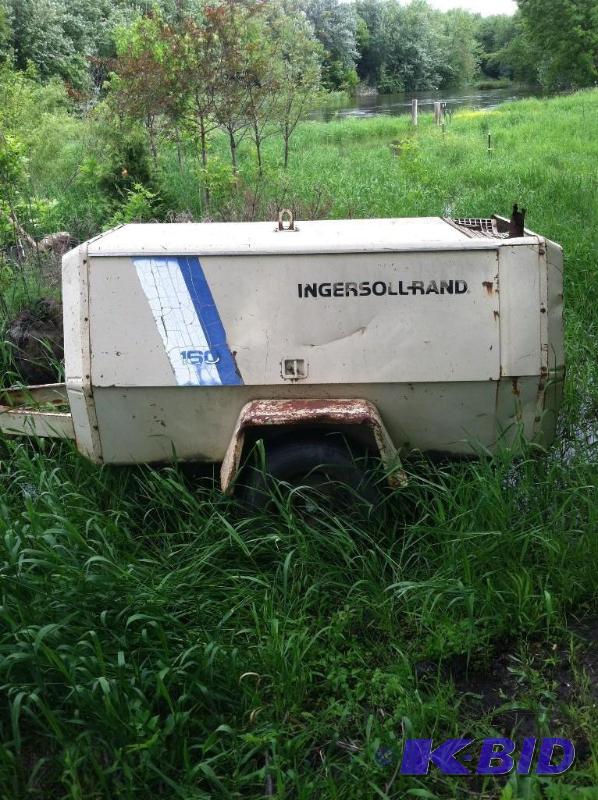 lot 8 image: Ingersollrand 160 Air Compressor
