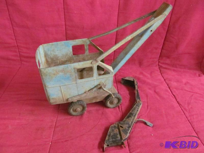lot 110 image: Vintage