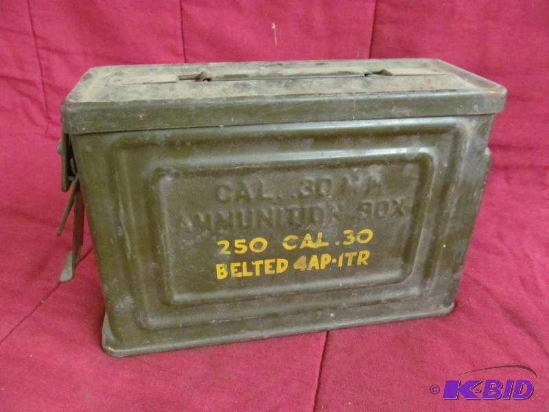 lot 118 image: Ammo box