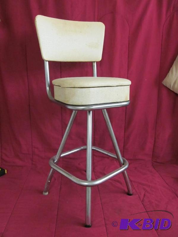 lot 143 image: Stool