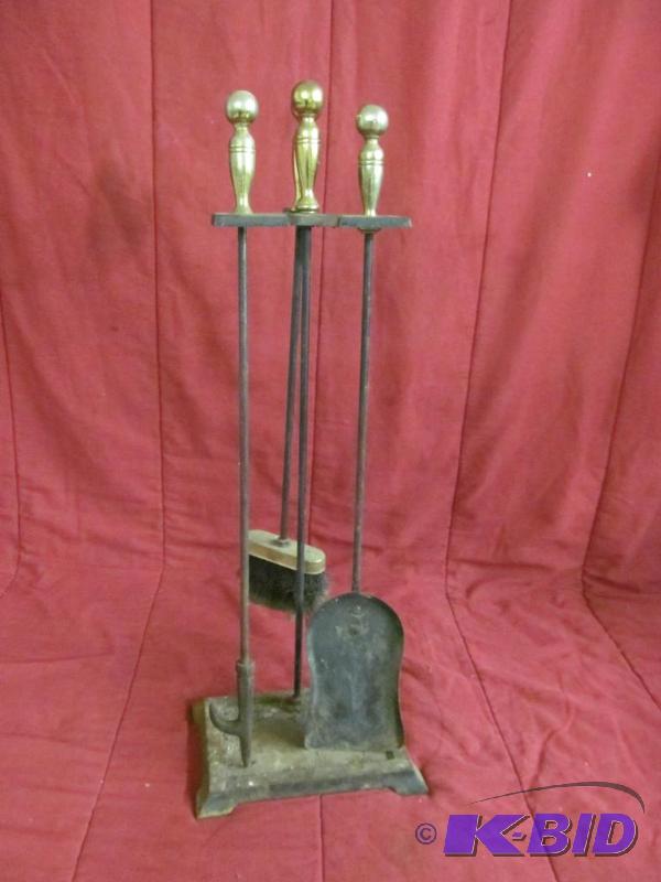 lot 144 image: Tool