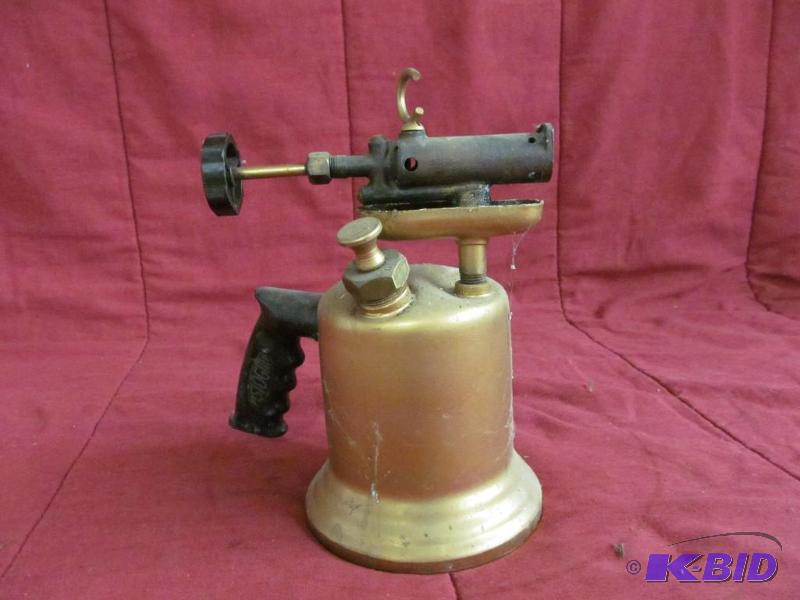 lot 145 image: Tool