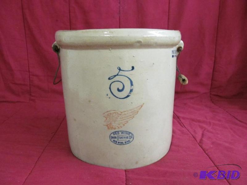 lot 149 image: Crock