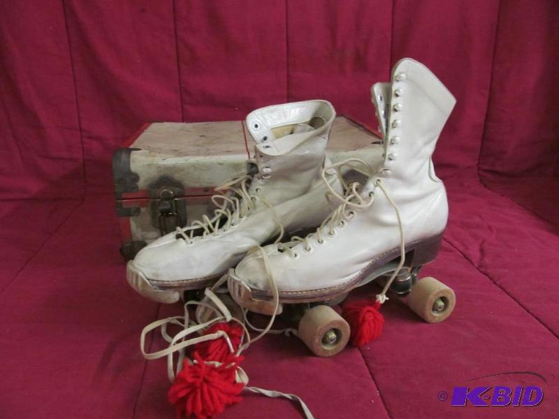 lot 153 image: Skates