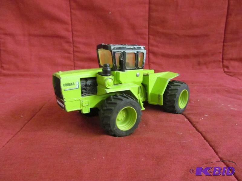 lot 202 image: Toy