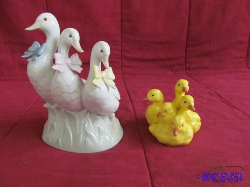 lot 66 image: Figurine