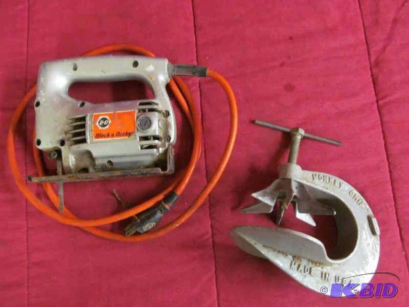 lot 82 image: Tool