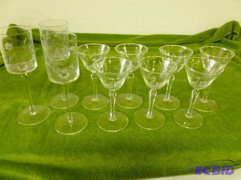 lot 108 image: Beautiful 10 pc. etched stemware wine glass s...